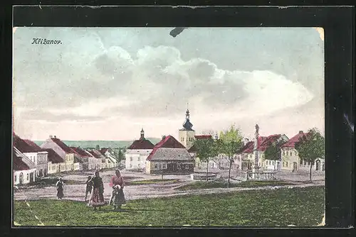 AK Krizanov, Frauen auf Feld mit Blick zum Marktplatz