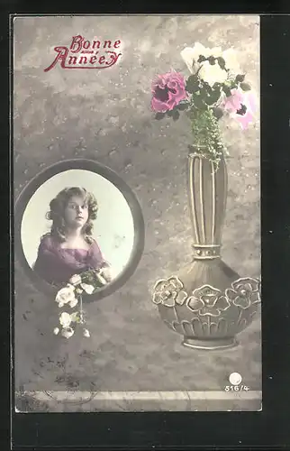 AK Neujahrsgruss mit Mädchenportrait und Blumenvase