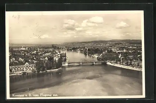 AK Konstanz a. B., Teilansicht mit Brücke, Fliegeraufnahme