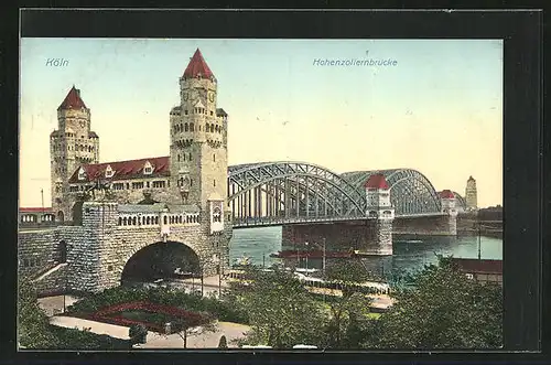 AK Köln, Hohenzollernbrücke mit Strassenbahn