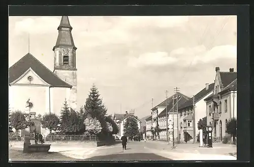 AK Stühlingen, Hauptstrasse mit Pfarrkirche