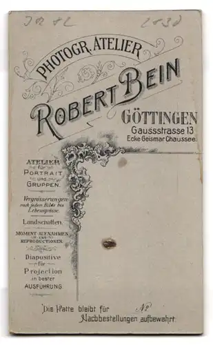 Fotografie Robert Bein, Göttingen, Gaussstrasse 13, Soldat des IR 82 mit Bajonett am Koppel