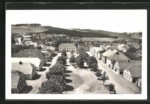 AK Trhova Kamenice, Namesti