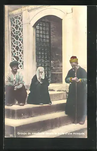 AK Mendiants devant la porte d`une mosquée, Bettler vor einer Moschee