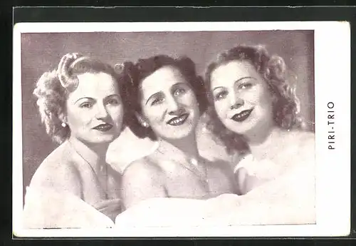 AK Varietékünstlerinnen des Piri-Trios in schulterfreien Kleidern
