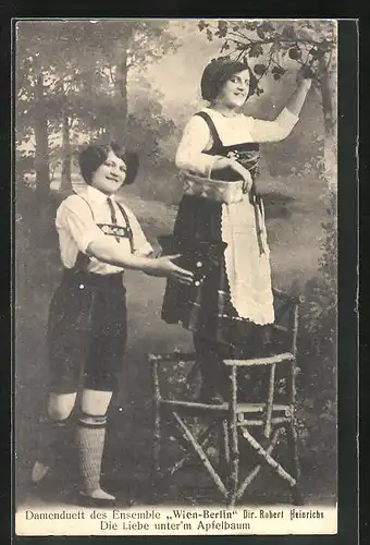 AK Damenduett des Ensemble Wien-Berlin, die Liebe unter`m Apfelbaum