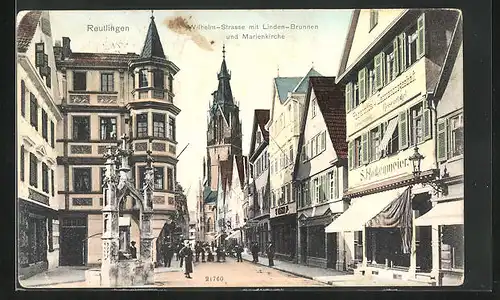AK Reutlingen, Wilhelm Strasse mit Linden, Brunnen und Marienkirche