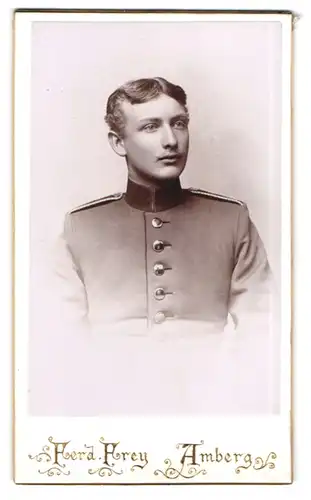 Fotografie Ferd. Frey, Amberg, Junger Soldat mit Mittelscheitel, 6. bayer. Inf. Rgt.