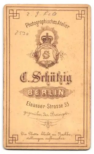 Fotografie C. Schätzig, Berlin, Elsasserstr. 55, Artillerist in Uniform im 2. Garde-Feld.-Art.-Rgt.