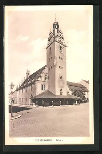 AK Fürstenwalde, Rathaus an Strassenkreuzung