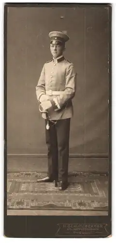 Fotografie H. Schlitzberger, Pyrmont, Uffz. Einjährig Freiwilliger in Uniform, Feld-Art.-Rgt. 63