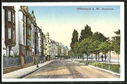 AK Offenbach a. M., Mainstrasse mit Passanten