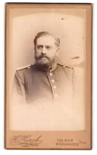 Fotografie H. Hack, Colmar / Elsass, Stanislausstr. 8, Offizier in Uniform mit Vollbart