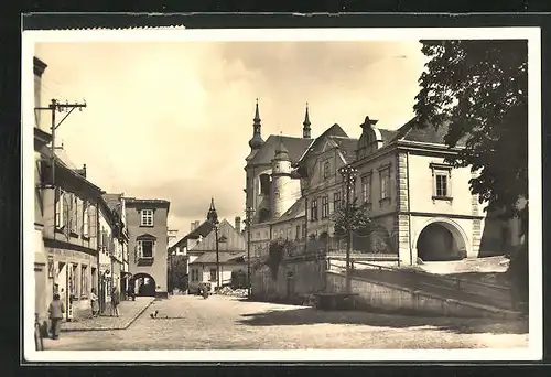 AK Leitomischl / Litomysl, Strassenpartie mit Geschäften