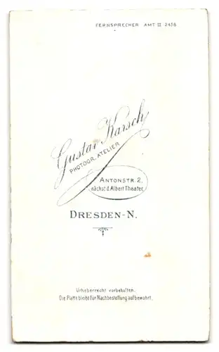 Fotografie Gustav Karsch, Dresden, Antonstr. 2, Portrait eleganter junger Herr mit Ziwirbelbart