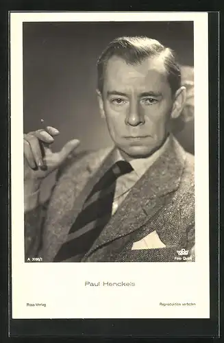 AK Schauspieler Paul Henckels mit Zigarillo