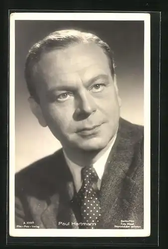 AK Schauspieler Paul Hartmann mit ernstem Gesicht