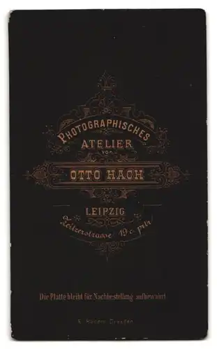 Fotografie Otto Hach, Leipzig, Zeitzerstr. 19, Portrait niedliche Schwestern in festlichen Kleidchen