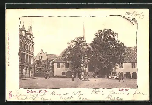 AK Eckernförde, Kinder vor dem Rathaus