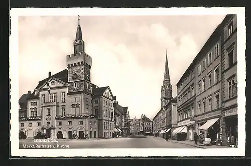 AK Löbau i Sa., Blick auf Markt, Rathaus u. Kirche