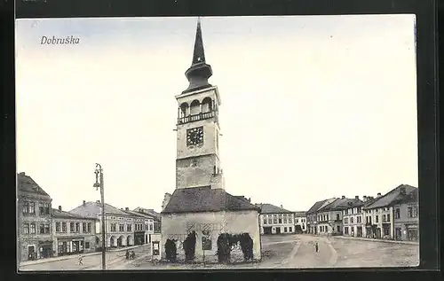 AK Dobruska, Marktplatz mit Kirche