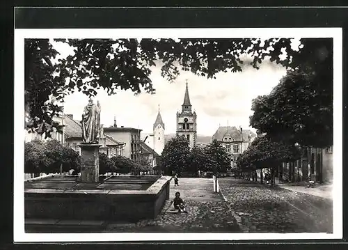 AK Vimperk / Sumava, Strassenpartie, Blick zur Kirche