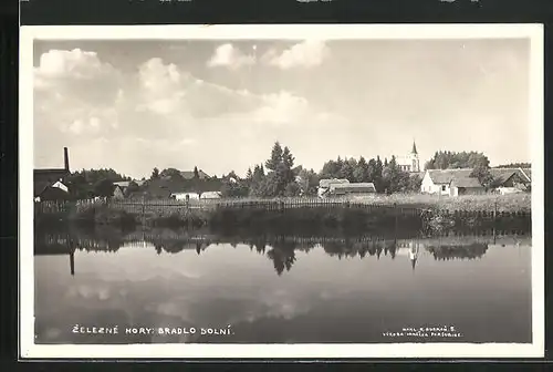 AK Dolni Bradlo, Celkový pohled