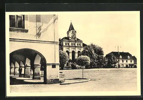 AK Netolice, Platz an der Kirche