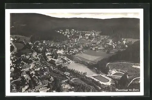 AK Braunlage im Harz, Fliegeraufnahme der Ortschaft mit den Parkanlagen