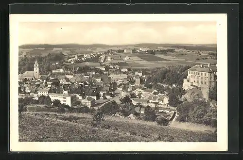 AK Velke Mezirici, Blick am Schloss vorbei auf die Stadt und die Kirche