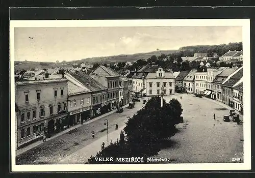 AK Velke Mezirici, Blick auf den Hauptplatz, an der Gedenksäule