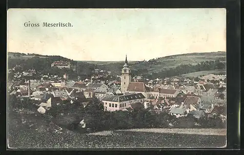 AK Gross Meseritsch, Blick von den Feldern auf die Kirche in der Stadt