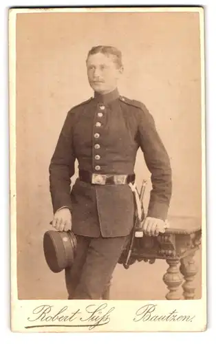 Fotografie Robert Süss, Bautzen, Tuchmachergasse 20, Soldat mit Bajonett und Portepee, Inf. Rgt. 103