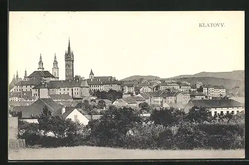 AK Klatovy, Stadtpanorama mit Kirchturm