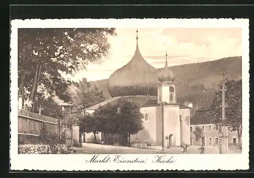 AK Markt-Eisenstein /Böhmerwald, Strassenpartie mit Kirche