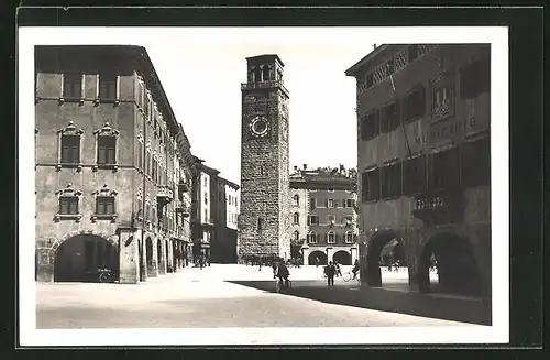 AK Riva /Lago di Garda, Piazza 3 Novembre