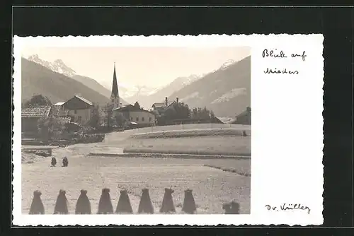 Foto-AK Mieders, Blick auf den Ort mit Kirche