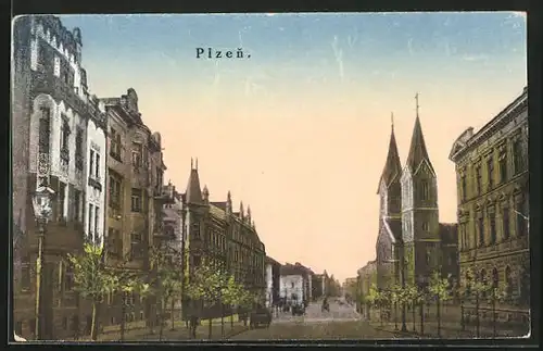 AK Pilsen /Plzen, Strassenpartie zur Dämmerung