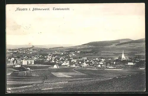 AK Neuern /Böhmerwald, Totalansicht mit Kirche