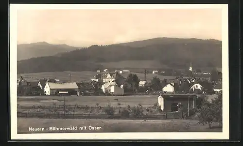 AK Neuern /Böhmerwald, Teilansicht mit Wohnhäusern und Osser
