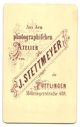 Fotografie J. Stettmeyer, Tuttlingen, Ansicht Tuttlingen, Portrait Familie mit zwei Kindern vor ihrem Haus