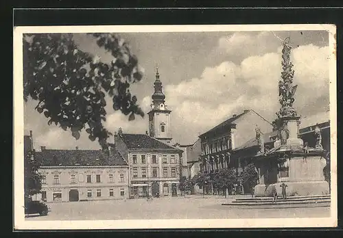 AK Uh. Hradiste, Ortspartie mit Denkmal