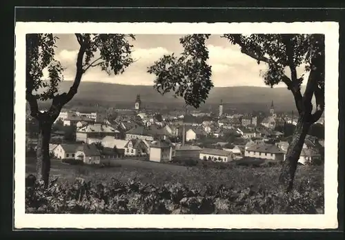 AK Uherské Hradiste, Panorama mit Kirchen gegen Bergkette