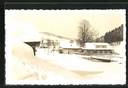 AK Velke Karlovice, Turisticky hotel pod Velkym Javornikem v Podtatem