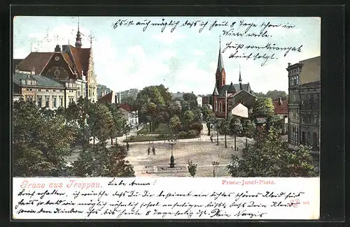 AK Troppau /Opava, Franz-Josef-Platz mit Passanten