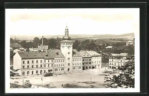 AK Fulnek, Stadtplatz mit Rathaus