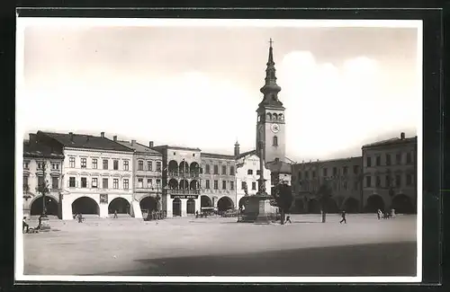 AK Nový Jicín, Namesti, Kostel