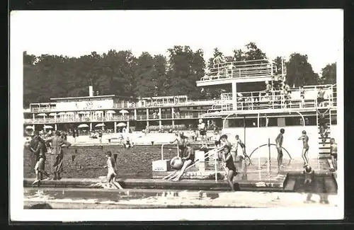 AK Opava, Mestske lazne