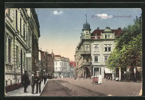 AK Mähr. Ostrau, Bahnhofstrasse mit Restaurant und Strassenbahn