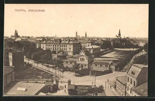 AK Troppau, Strasse Schlossring mit Gebäudeansicht